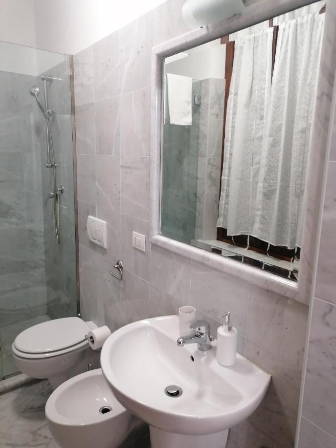 Oberdan'S Paradise Lt ฟลอเรนซ์ ภายนอก รูปภาพ